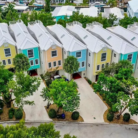 Vacay Vibes-2 Pools, Pickleball, Coffee Bar, 2 Jacuzzis, Food Truck Key Largo Exterior photo