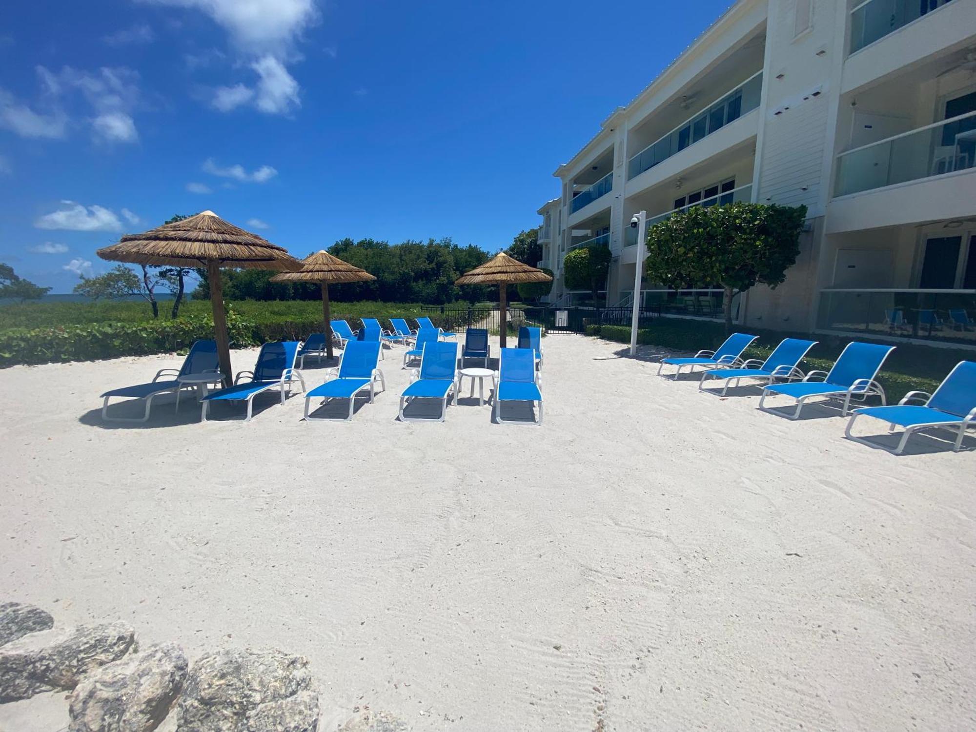 Holiday home Vacay Vibes-2 Pools, Pickleball, Coffee Bar, 2 Jacuzzis, Food Truck